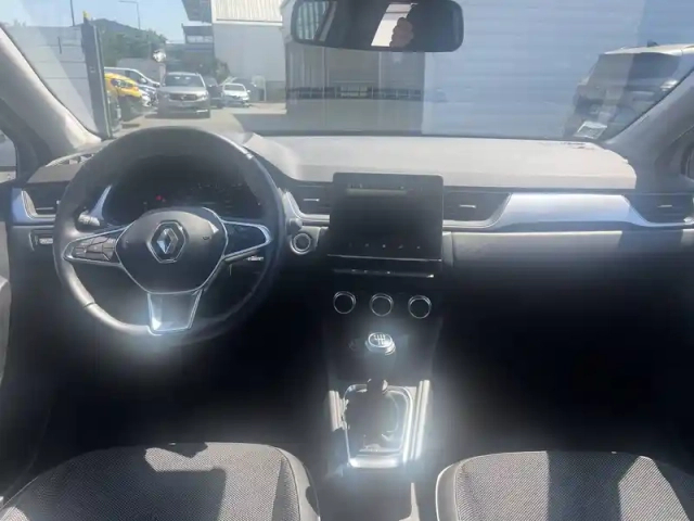 Renault Captur tce 90 — photo 28