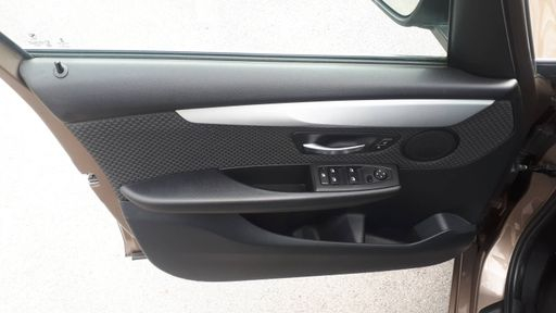 BMW Serie 2 Active Tourer 216d 116 - Premiere – 2018 – 131608 km – Diesel – Boîte Manuelle — photo 21