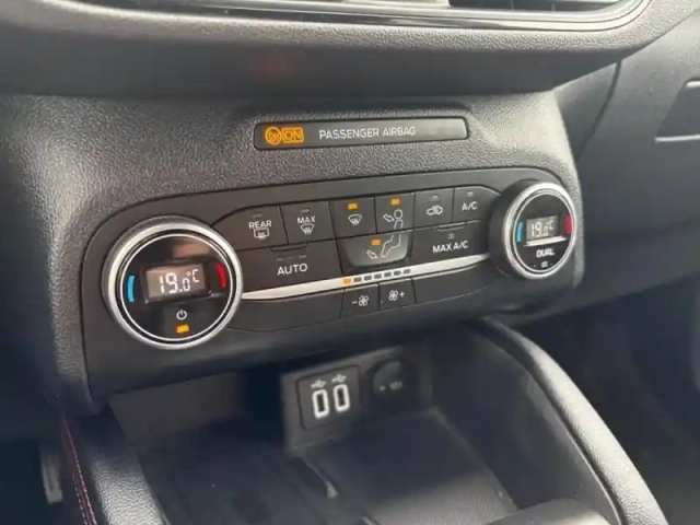 Ford Kuga 2.5 duratec 225ch phev st-line x bva — photo 15