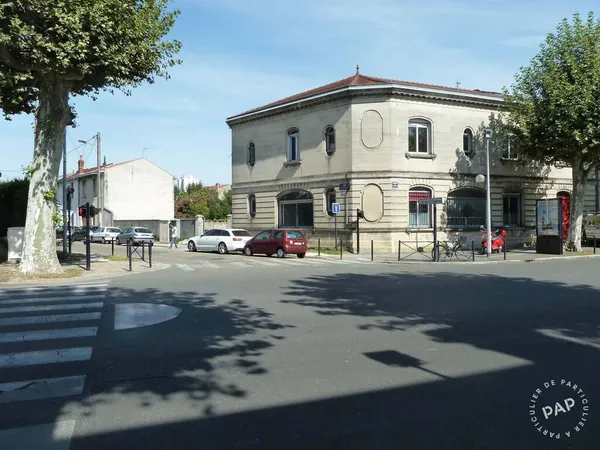 Bureaux/Locaux professionnels 318 m²