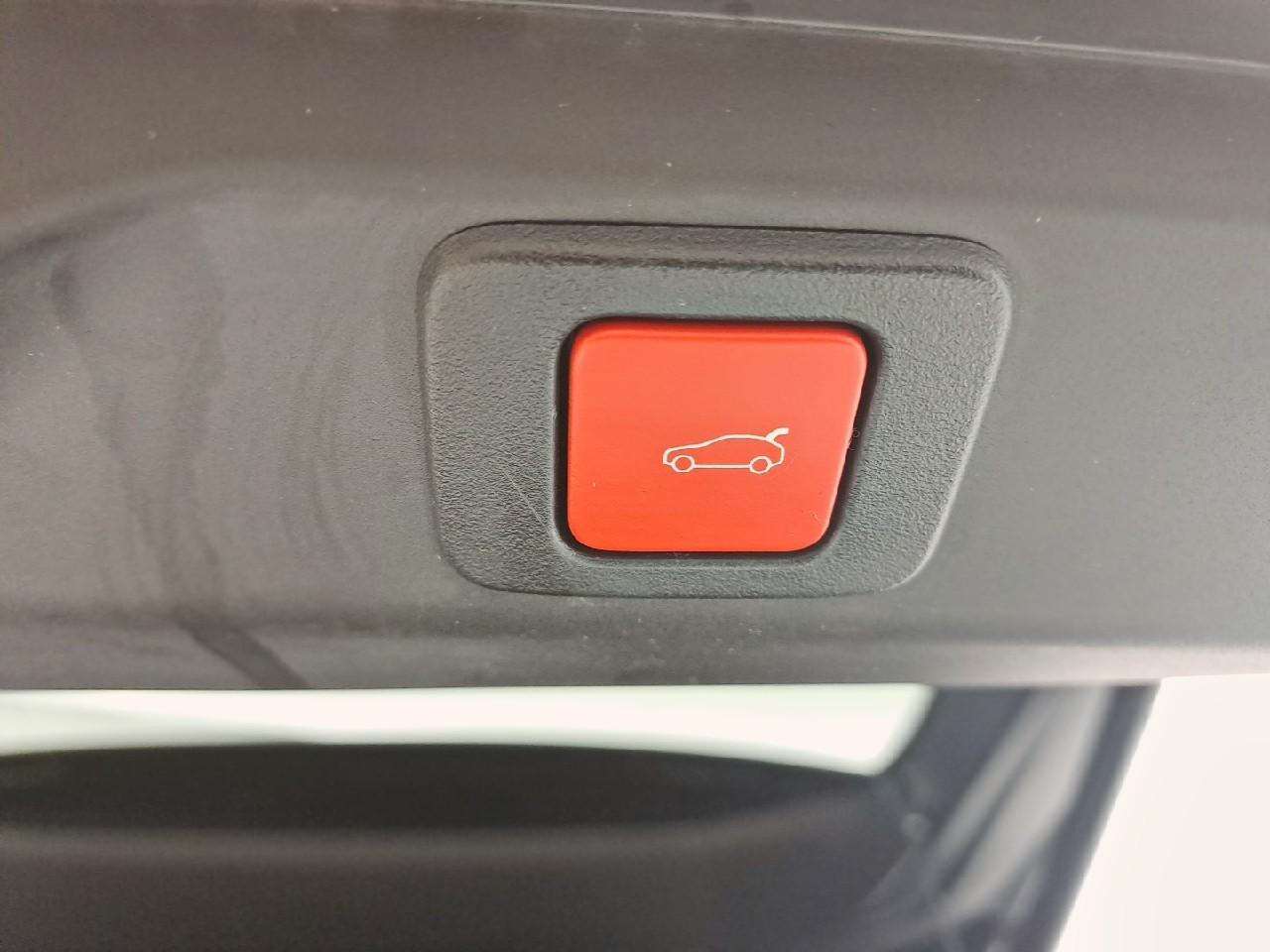 Peugeot 3008 hybrid 145 e-dcs6 gt — photo 17