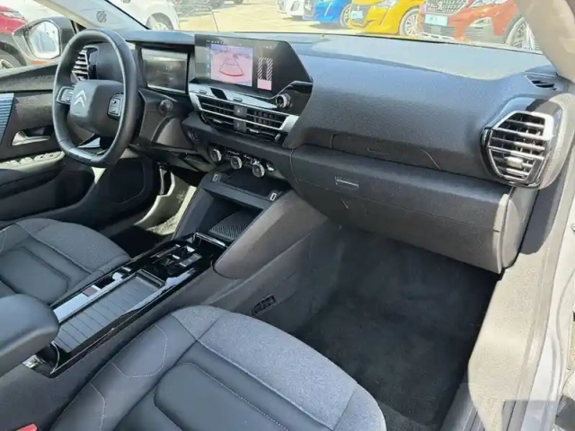 Citroën C4 e- 136 ch automatique — photo 20