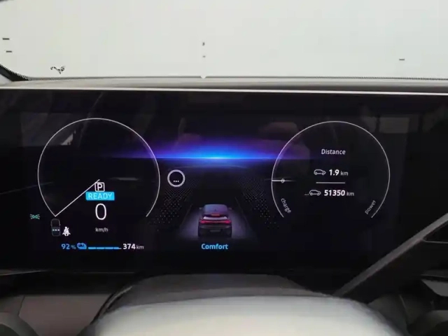 Renault Megane e-tech ev60 220 ch super charge — photo 33
