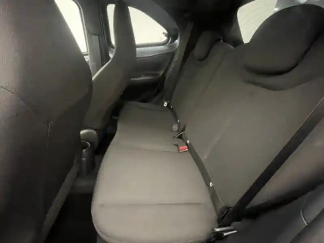 Toyota Aygo 1.0 72 design — photo 16