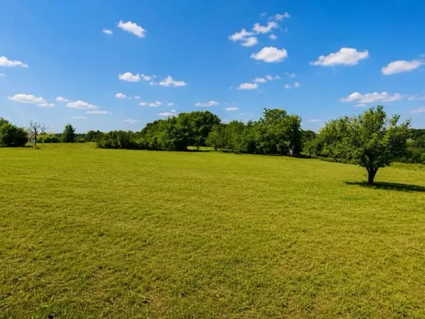 Terrain 2000 m²