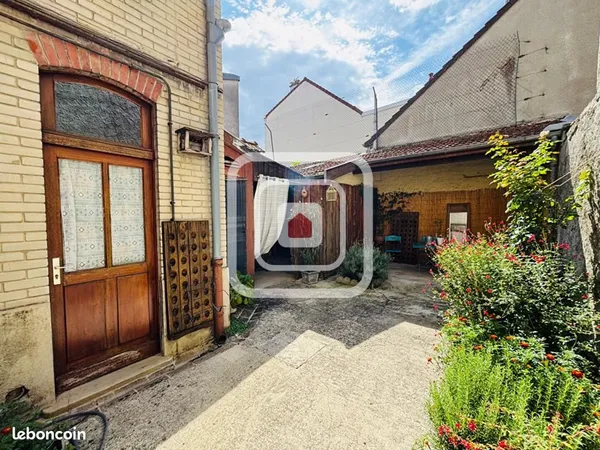 Immeuble 269 m²