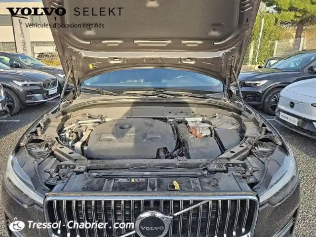 Volvo Xc60 t6 recharge awd 253 ch + 87 ch geartronic 8 inscription — photo 15