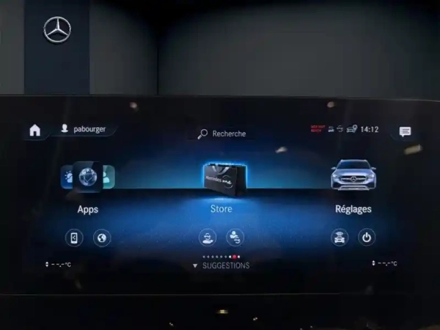 Mercedes Gla 200 d amg line — photo 40