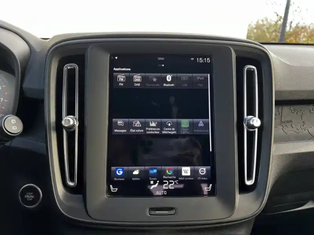 Volvo Xc40 t5 recharge 180+82 ch dct7 — photo 11