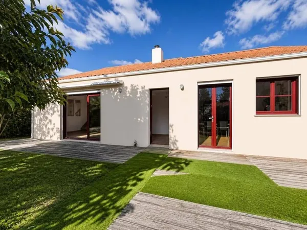 Maison de plain-pied 6 pièces 142 m²