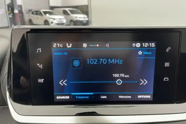 Peugeot 208 puretech 75 s&amp;s bvm5 — photo 16