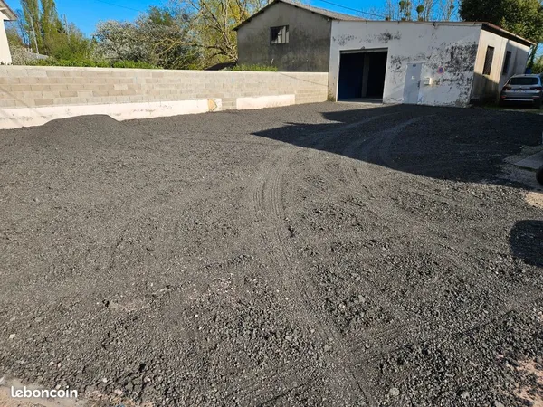 Dépôt garage