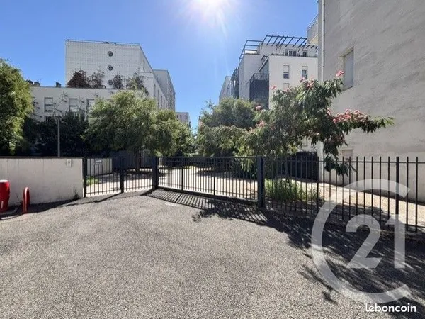 Studio 1 pièce 17 m²