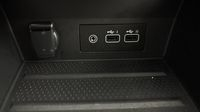 Renault Captur 1.6 E-Tech hybride 145ch Iconic — photo 30