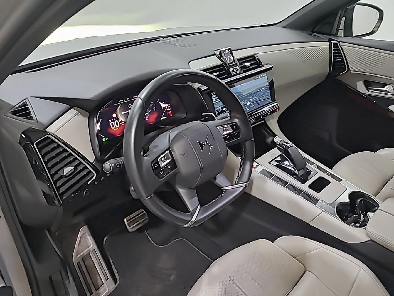 Ds Ds 7 crossback hybride rechargeable e-tense 225 eat8 opera — photo 9