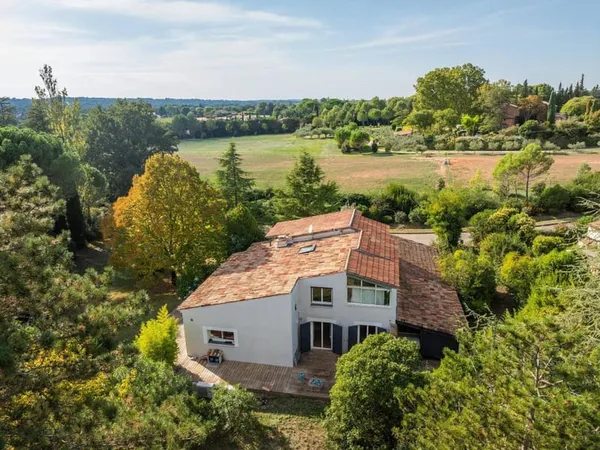Maison 6 pièces 197 m²