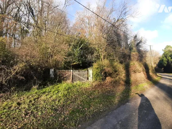 Terrain 5794 m²