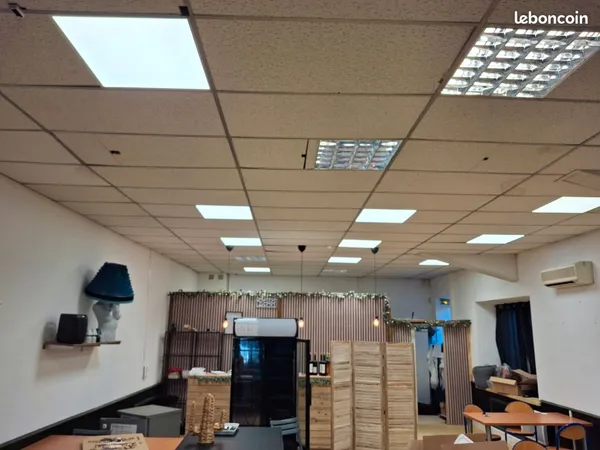 📍 à reprendre - local commercial à foissac (30)