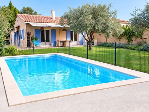 Maison/Villa T4 de 102 m² à Saint-Victor-la-Coste 30290
