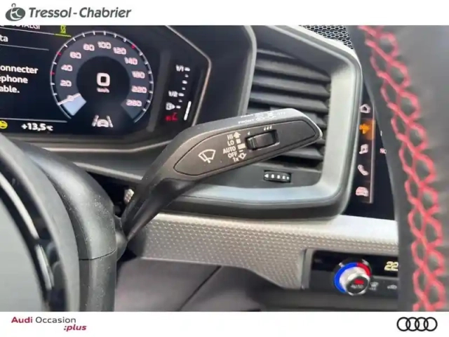 Audi A1 sportback 30 tfsi 116 ch s tronic 7 s line — photo 18