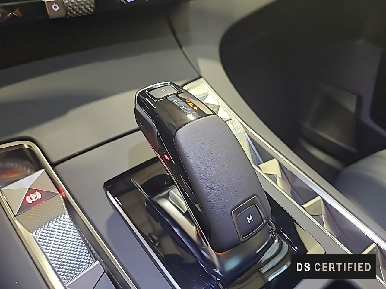 Ds Ds 7 crossback bluehdi 130 eat8 etoile — photo 17
