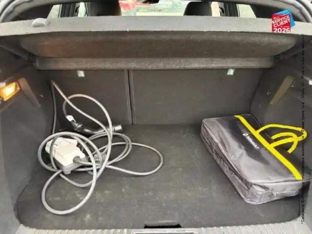 Renault Captur 1.6 e-tech hybride rechargeable 160ch rs line gps camera — photo 14