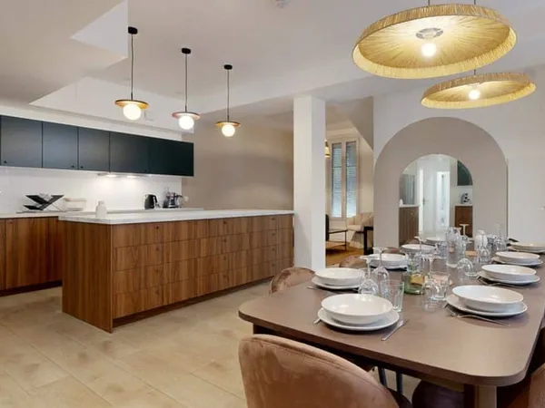Appartement 7 pièces 340 m²