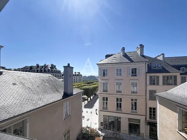 Place Royale appartement duplex Pau 6 pièce(s)