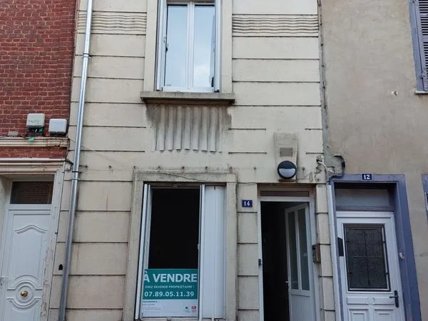 🎉 FRAIS DE NOTAIRE OFFERTS 🎉 : Charmante maison de ville avec cour - Centre-ville de Beauvais (60000