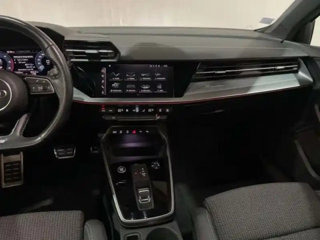 Audi A3 35 tdi 150 s tronic 7 s line — photo 20