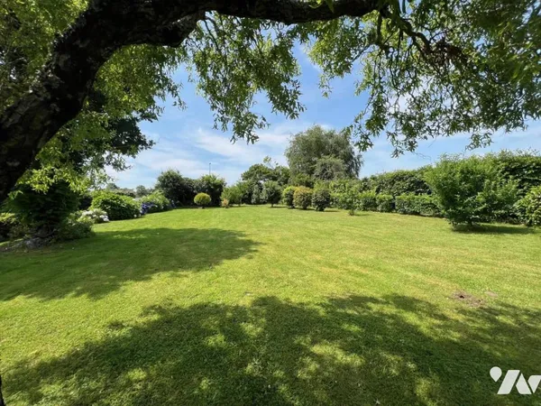 Terrain 780 m²