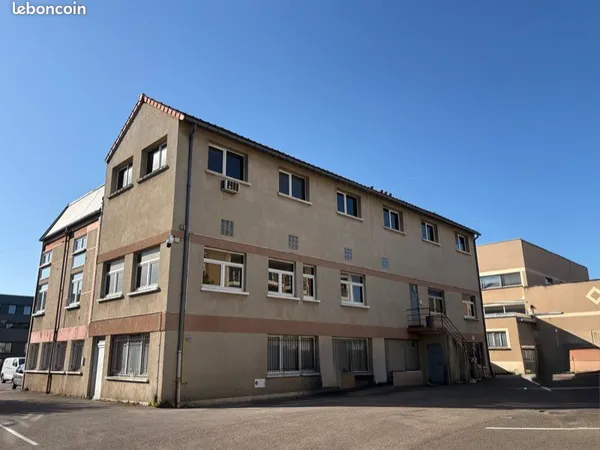 Bureaux à louer