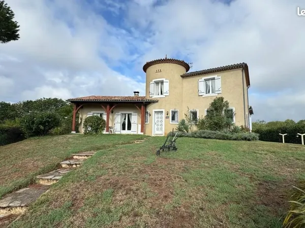 Maison 5 pièces 158 m²
