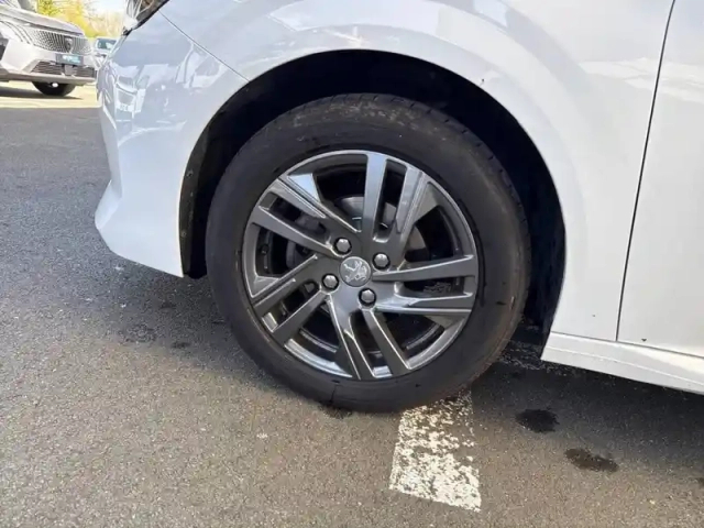 Peugeot 208 puretech 75 s&amp;s bvm5 — photo 13