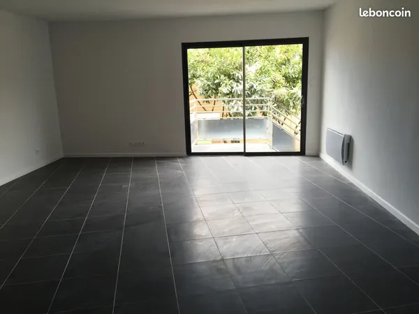 Appartement T3 de 83m2 avac jardin