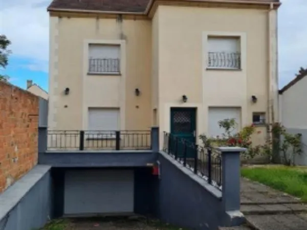 Opportunité investisseurs propriété 3 pavillons