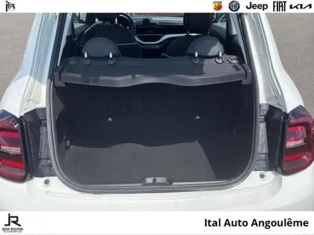 Fiat 500 e 95ch my22 action — photo 6