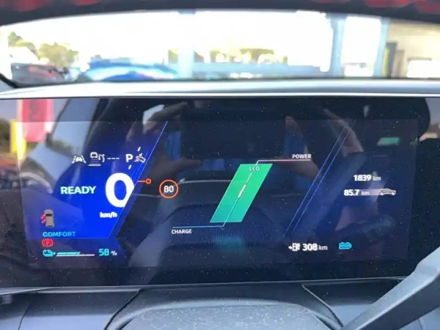 Renault Scenic e-tech électrique 220 ch grande autonomie — photo 8