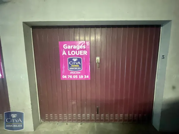 Stationnement Location Voiron   80€