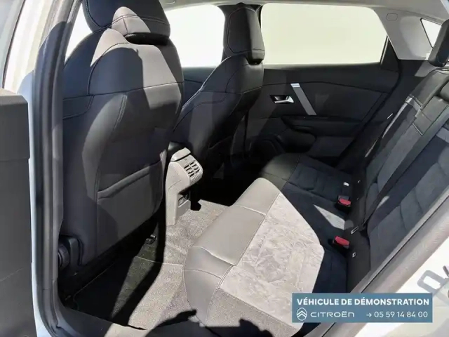 Citroën C4 e- x 156 ch automatique — photo 32