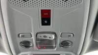 Peugeot 2008 1.2 PureTech 130ch S&S Allure — photo 18