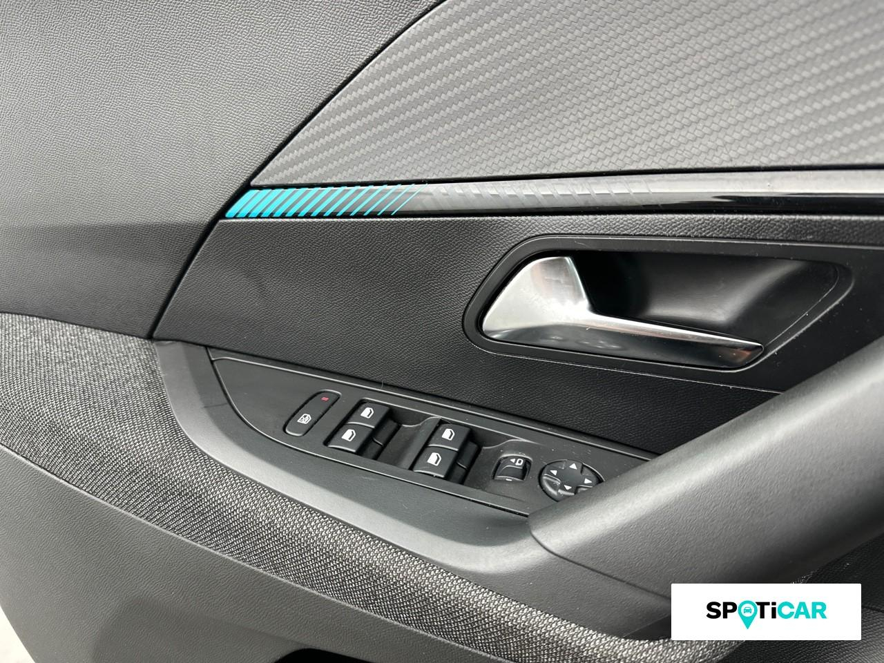 Peugeot 2008 1.2 puretech 130ch s&s active pack — photo 16