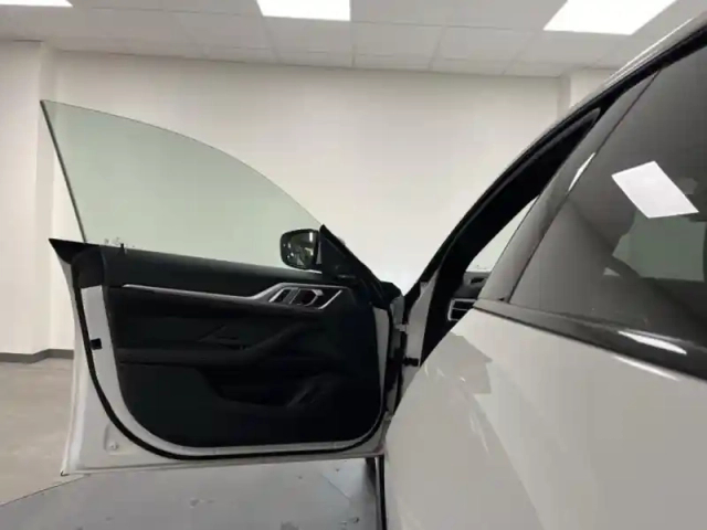Bmw I4 edrive40 340ch m sport — photo 7