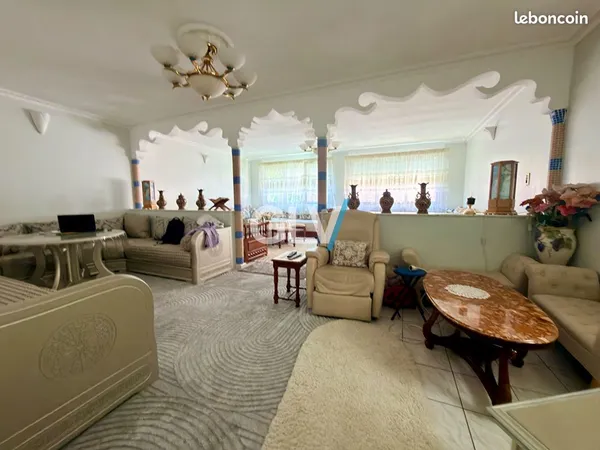 Maison 7 pièces 202 m²