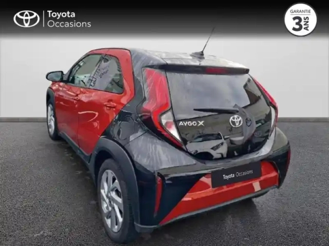 Toyota Aygo x 1.0 vvt-i 72ch design s-cvt — photo 2