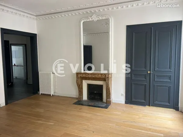 Bureaux 104 m²