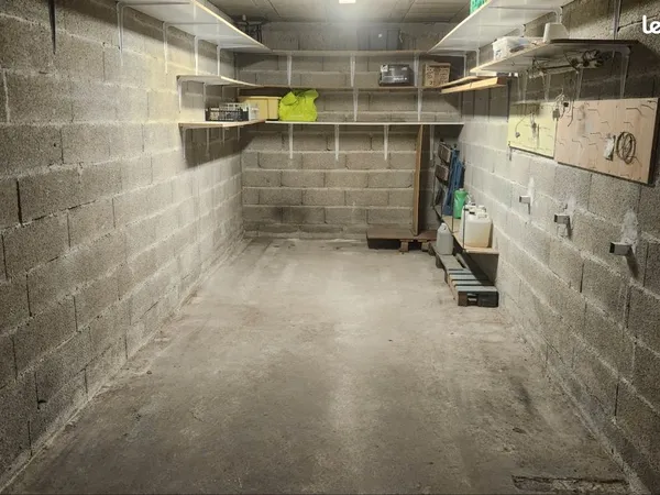 Box garage