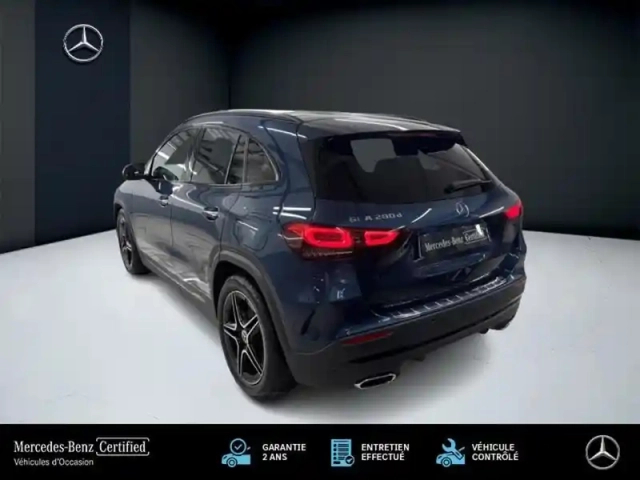 Mercedes Gla 200 d amg line — photo 3