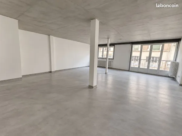 Appartement plateau brut à aménager - Secteur Poste