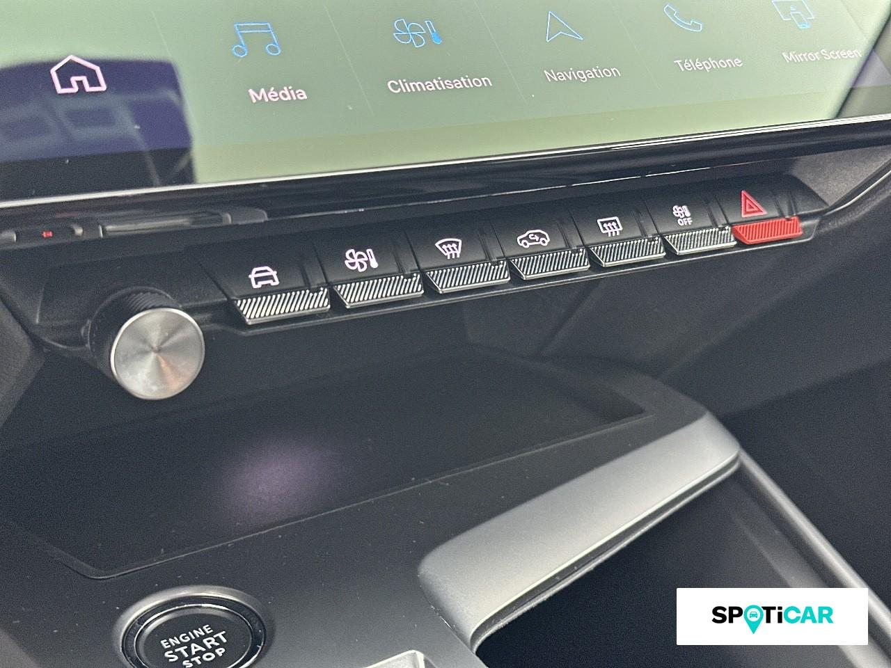 Peugeot 308 phev 180ch allure e-eat8 — photo 15